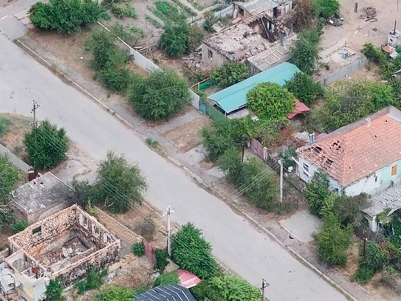 Разрушенные дома в Олешках